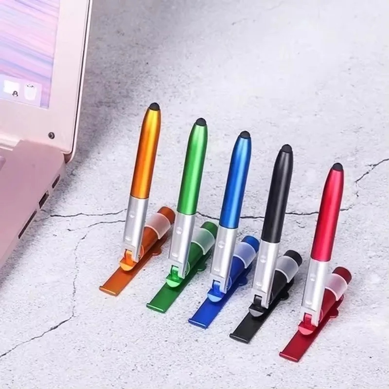 Długopis wielofunkcyjny 4 w 1  – Stationery Supplier recenzja i cena